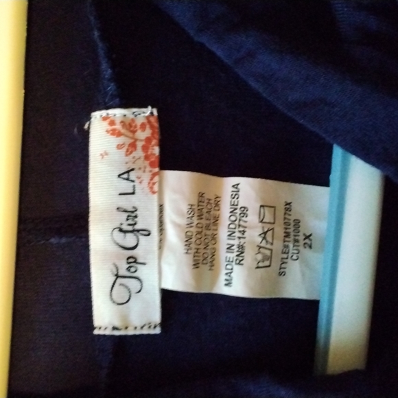 3/4`Length Top - Picture 5 of 6